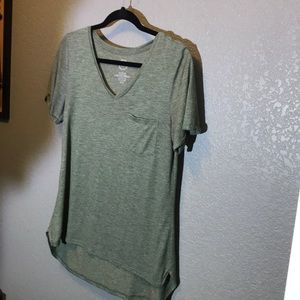 Maurice’s olive green 24/7 tee!